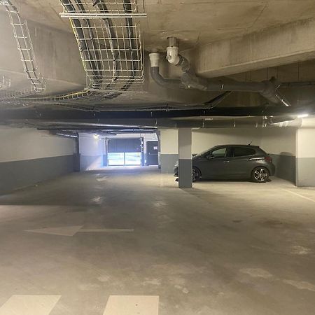 Agreable 2 Pieces Avec Balcon Et Parking Transports By Immo Kit Bnb ซาร์คเซลส์ ภายนอก รูปภาพ