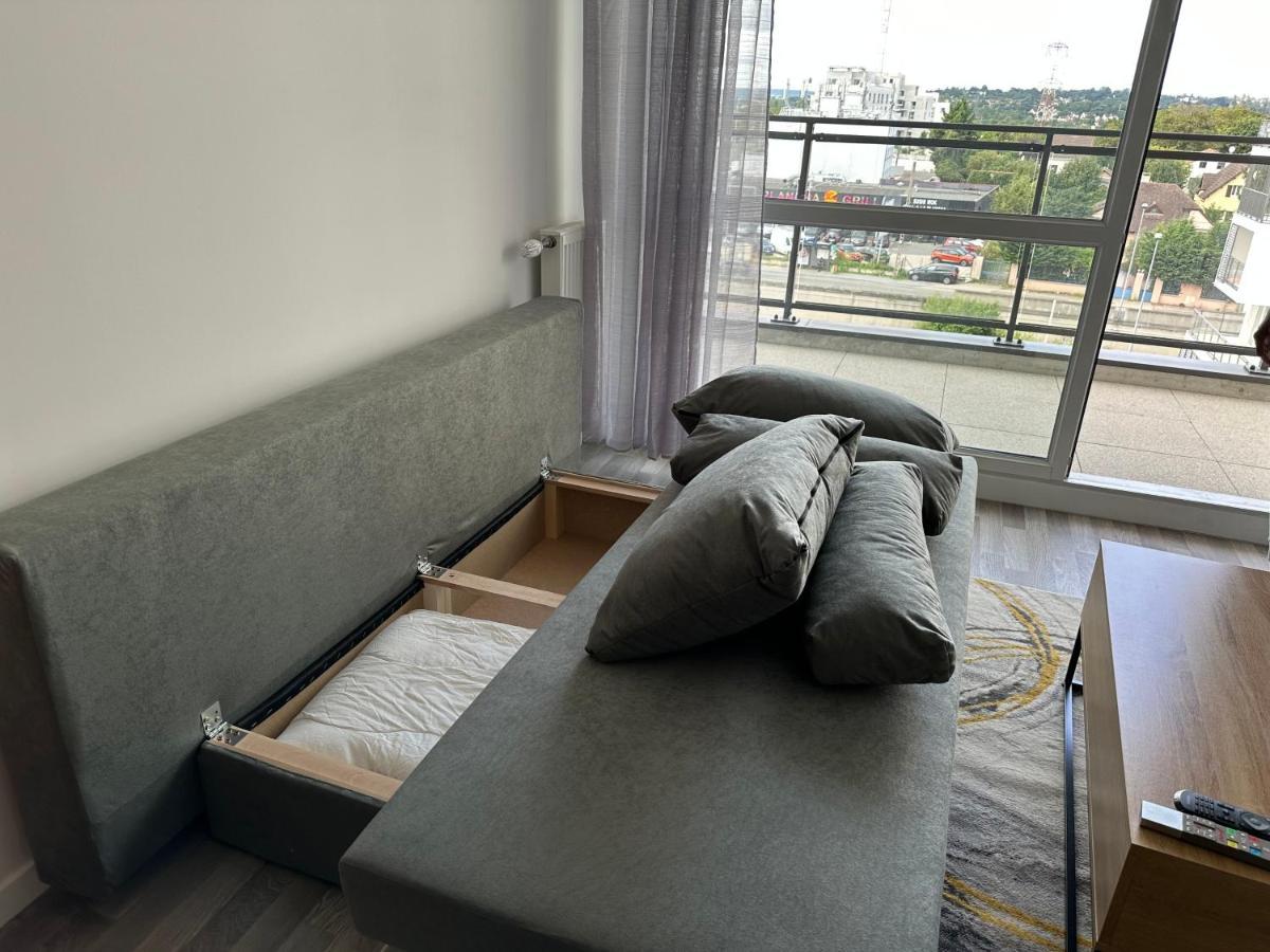 Agreable 2 Pieces Avec Balcon Et Parking Transports By Immo Kit Bnb ซาร์คเซลส์ ภายนอก รูปภาพ