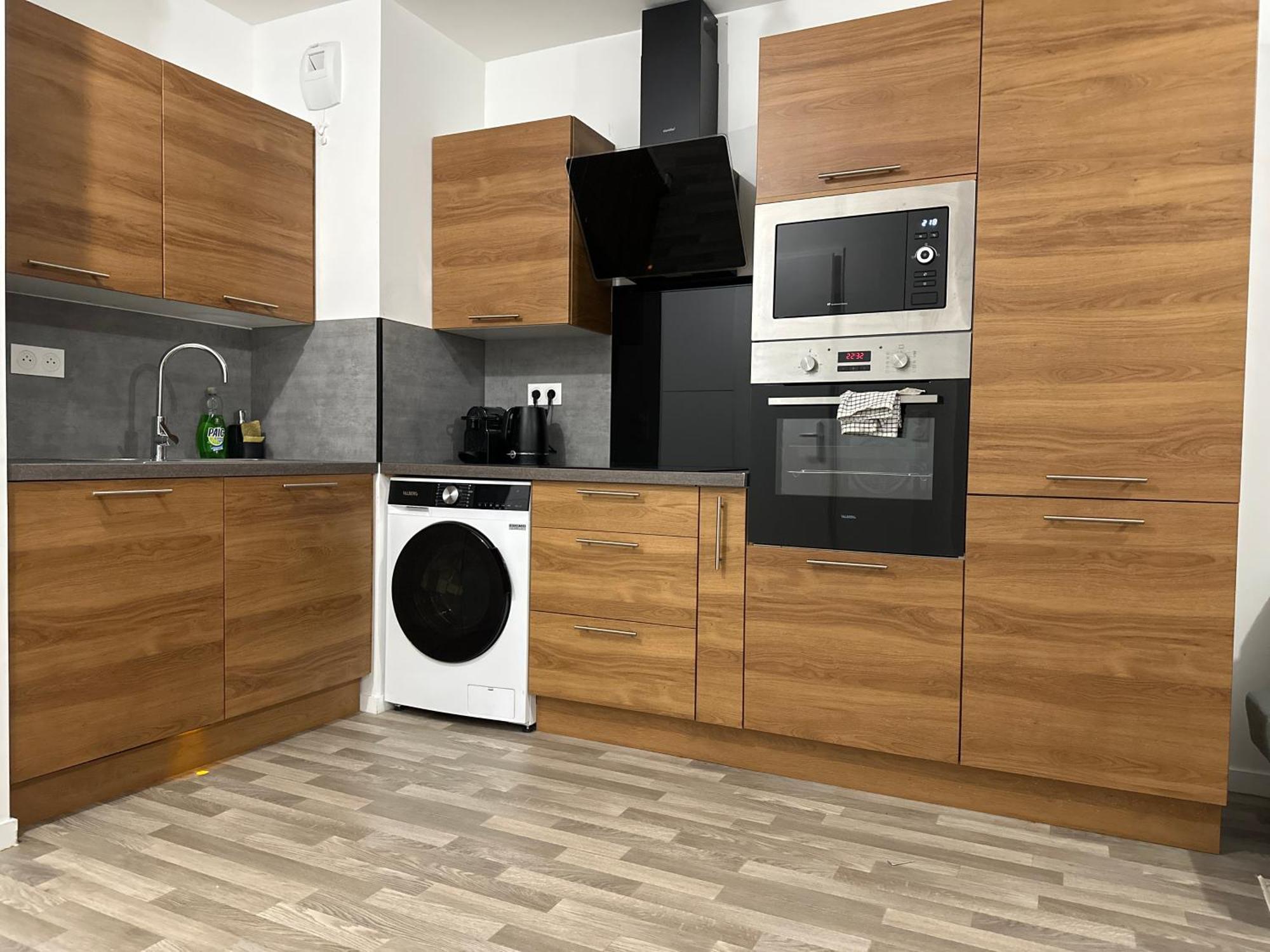 Agreable 2 Pieces Avec Balcon Et Parking Transports By Immo Kit Bnb ซาร์คเซลส์ ภายนอก รูปภาพ
